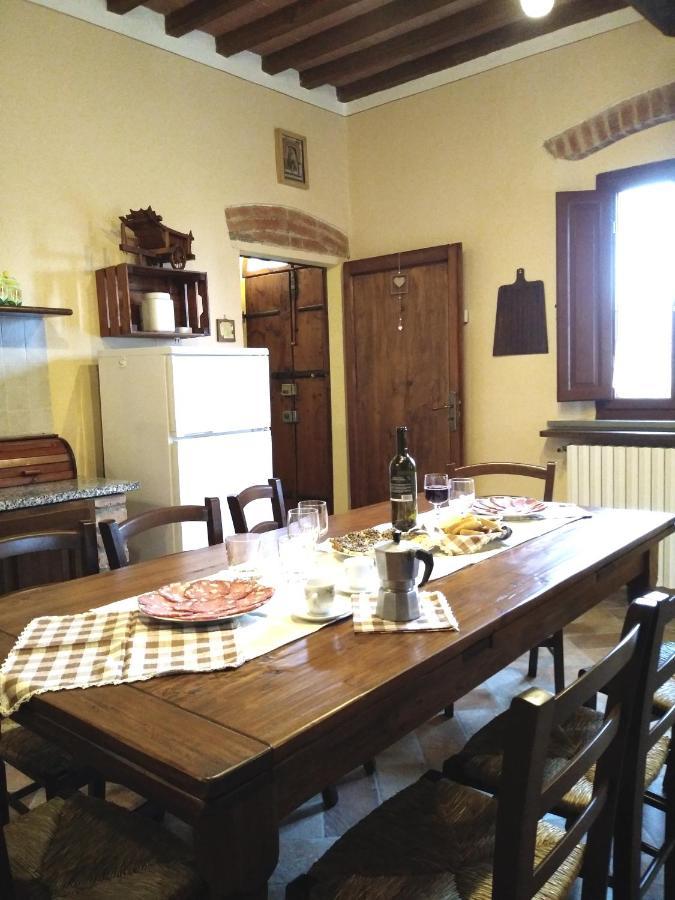 Podere Il Leccione ปาลายา ภายนอก รูปภาพ